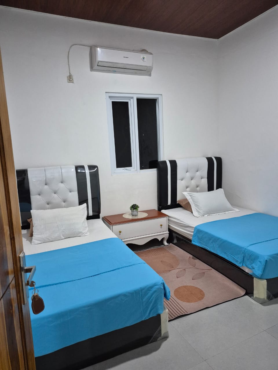 Family and Friends Room
